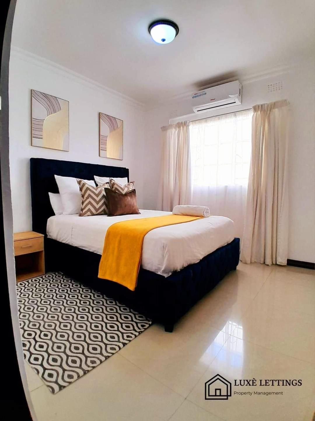 Crystal Apartments Лілонґве Екстер'єр фото