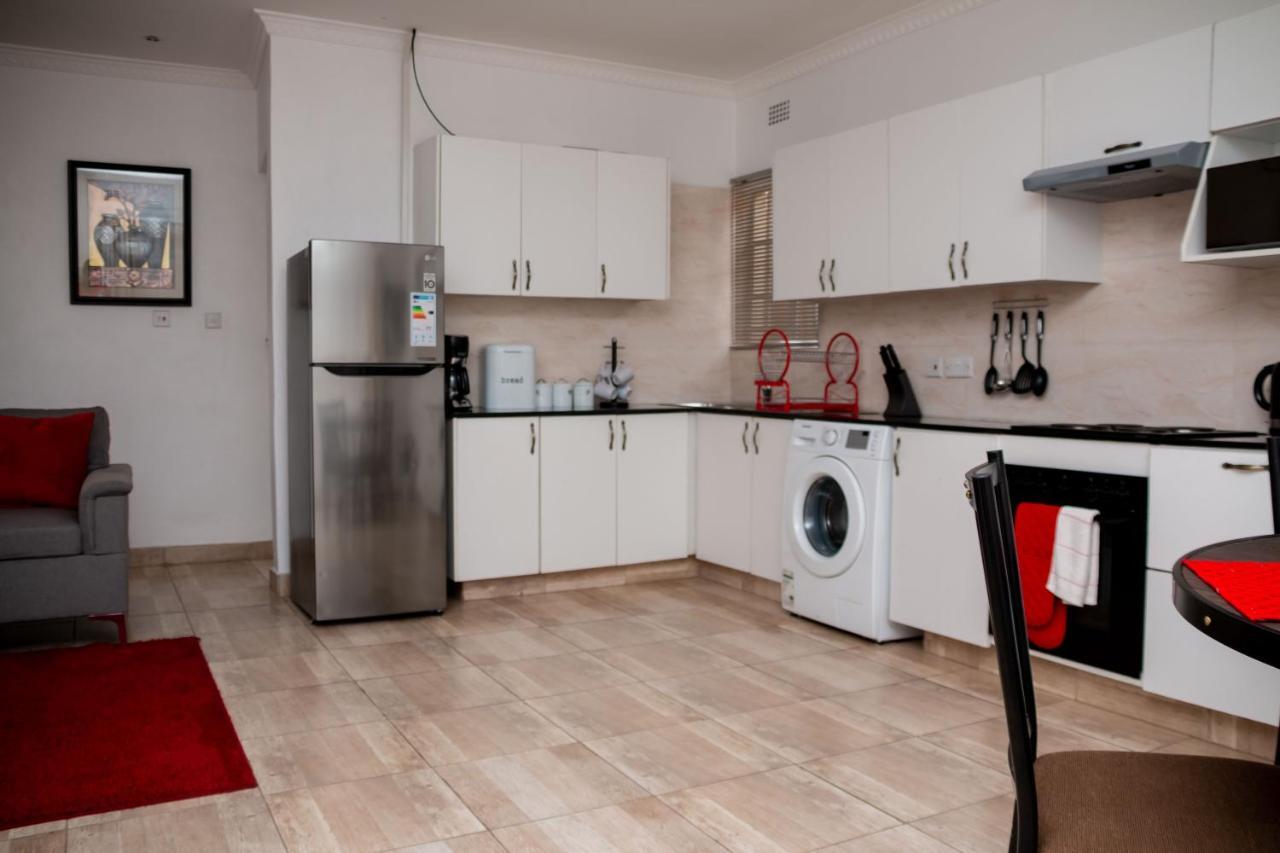 Crystal Apartments Лілонґве Екстер'єр фото